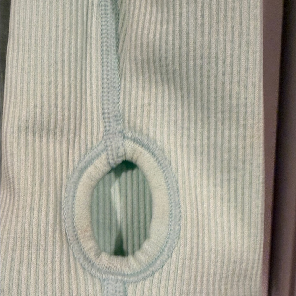 lululemon athletica swiftly tech Light Mint Green Long Sleeve Tee 10 - Picture 2 of 9